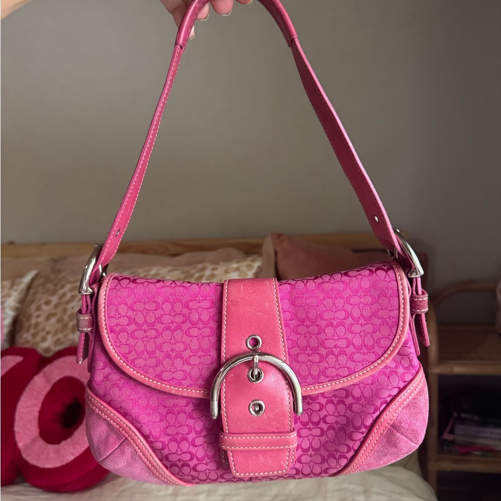 SOLD - Coach 6818 Hot pink soho